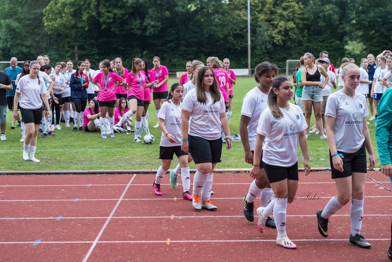 Bild 220 - Loewinnen Cup